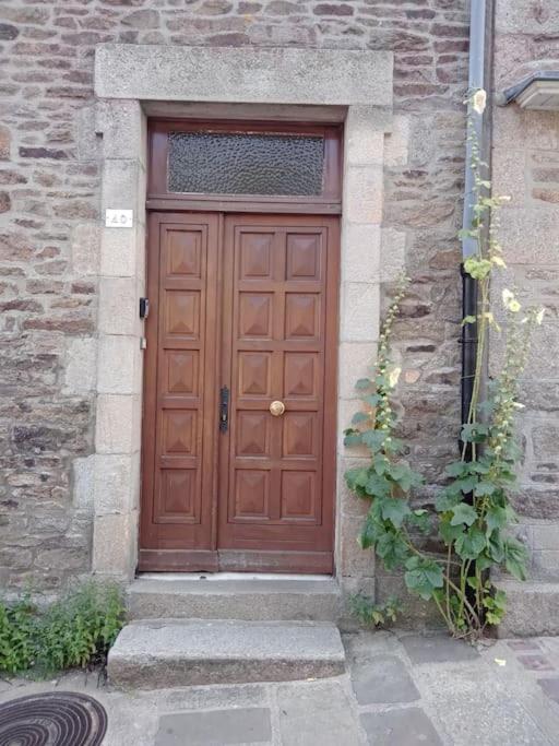 Dinan Historic Centre Suite Esterno foto